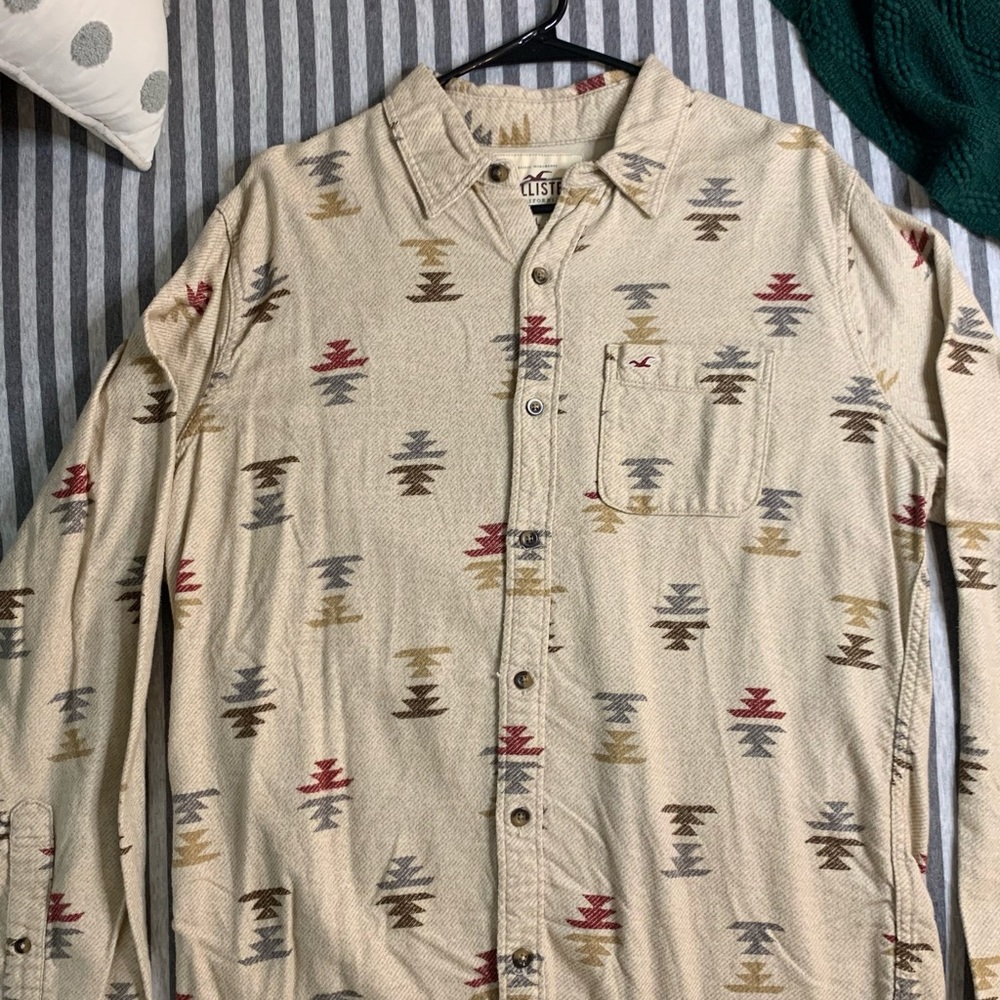 Thick, soft, button down from Hollister. Size: Large